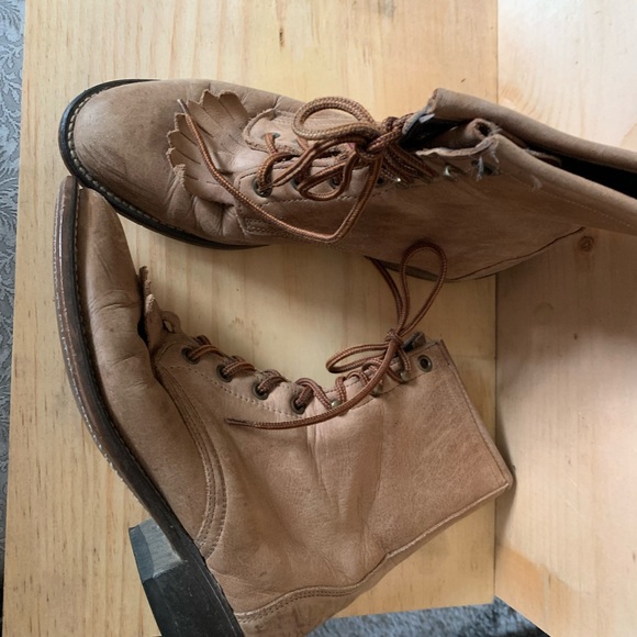 Justin Boots - Picture 1 of 2